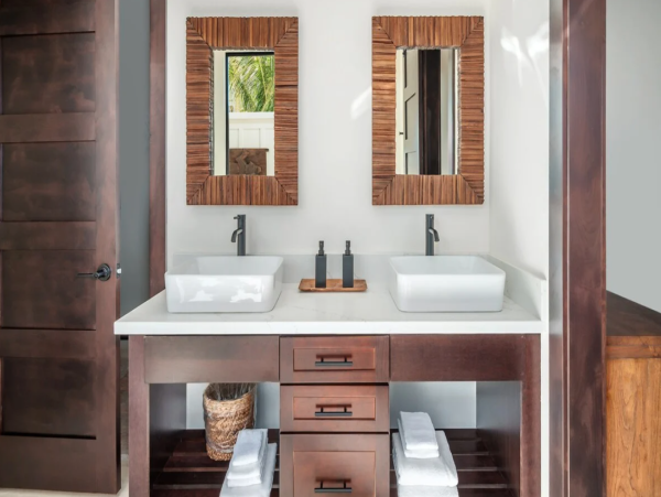 Experience Tropical Luxury in Poipu - 4 Suite Oasis